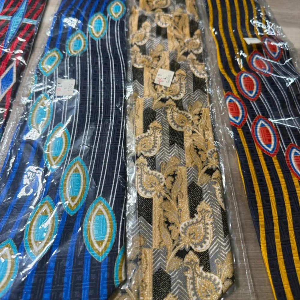 Antonio Ricci Tie Lot 4pc Mens Silk Italian Geometric Paisley Blue Red Gold